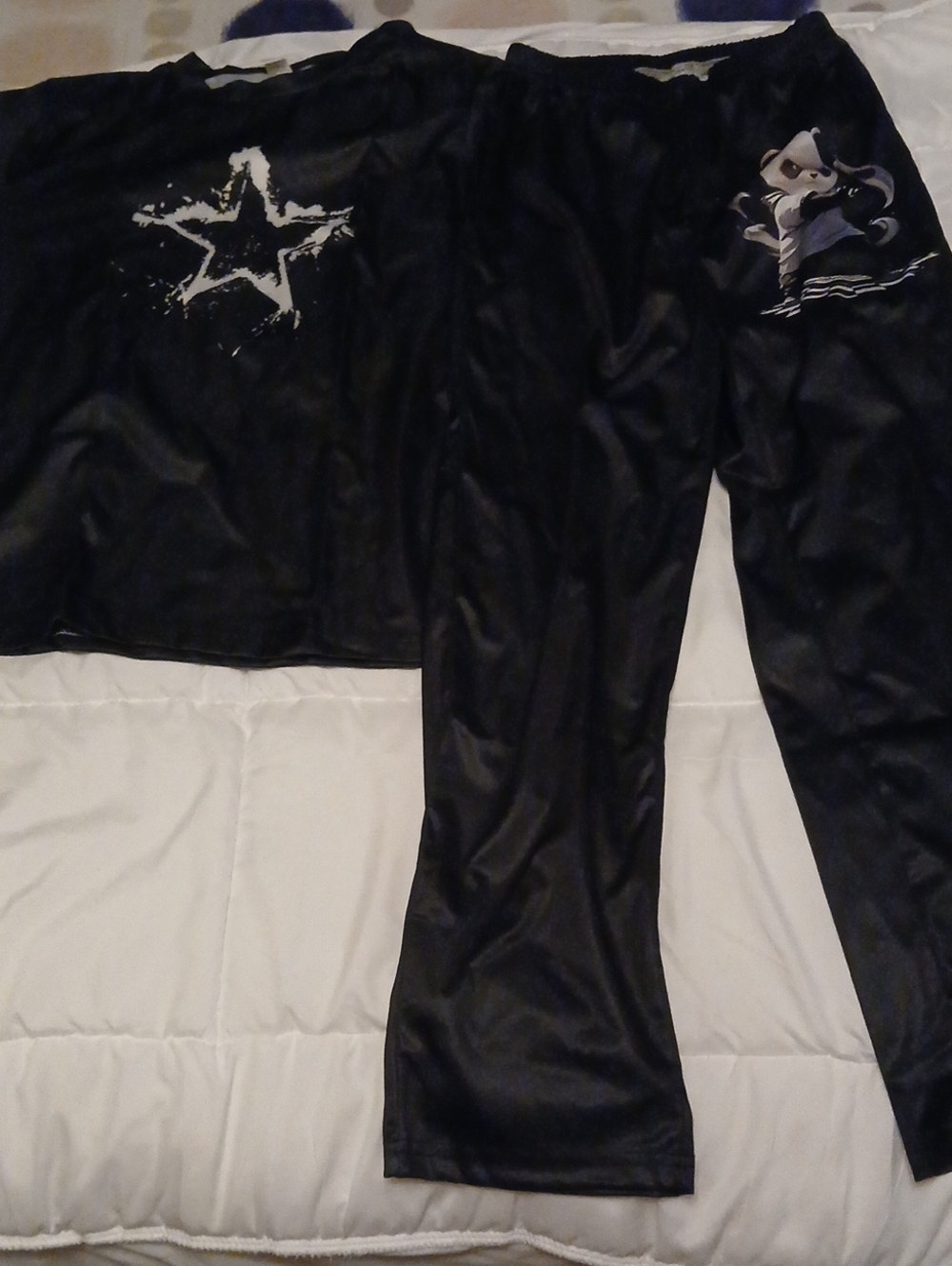 Black Star Graphic Pajama Set
